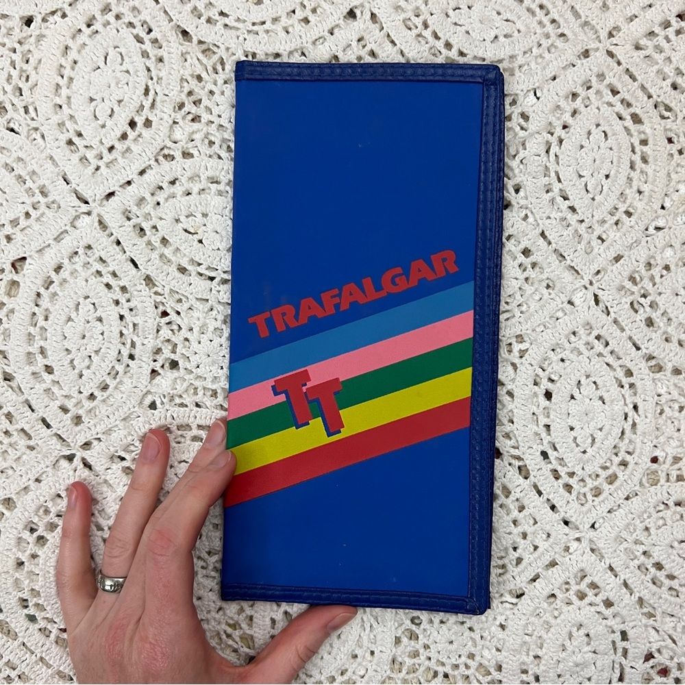 Trafalgar 90s wallet